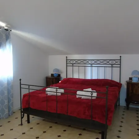 Bed & Breakfast 20th Century