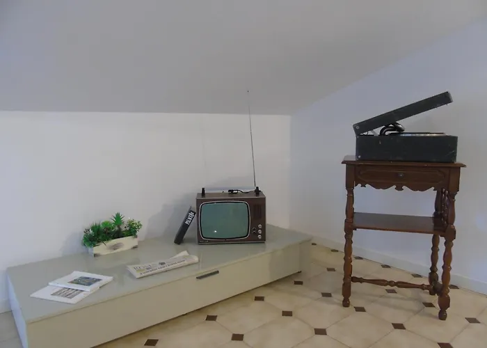 20th Century Bed & Breakfast