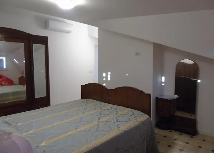 Bed & Breakfast 20th Century *